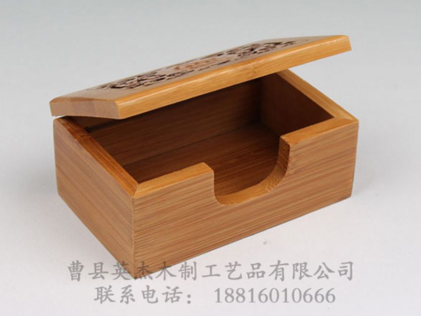 點(diǎn)擊查看詳細(xì)信息<br>標(biāo)題：高檔竹木名片盒 閱讀次數(shù)：918