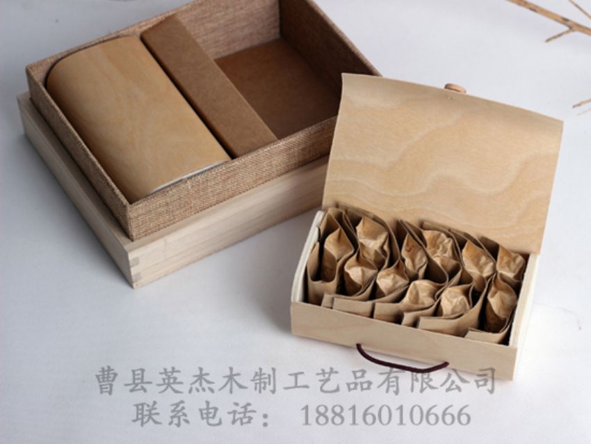 點(diǎn)擊查看詳細(xì)信息<br>標(biāo)題：木制茶葉盒 閱讀次數(shù)：906